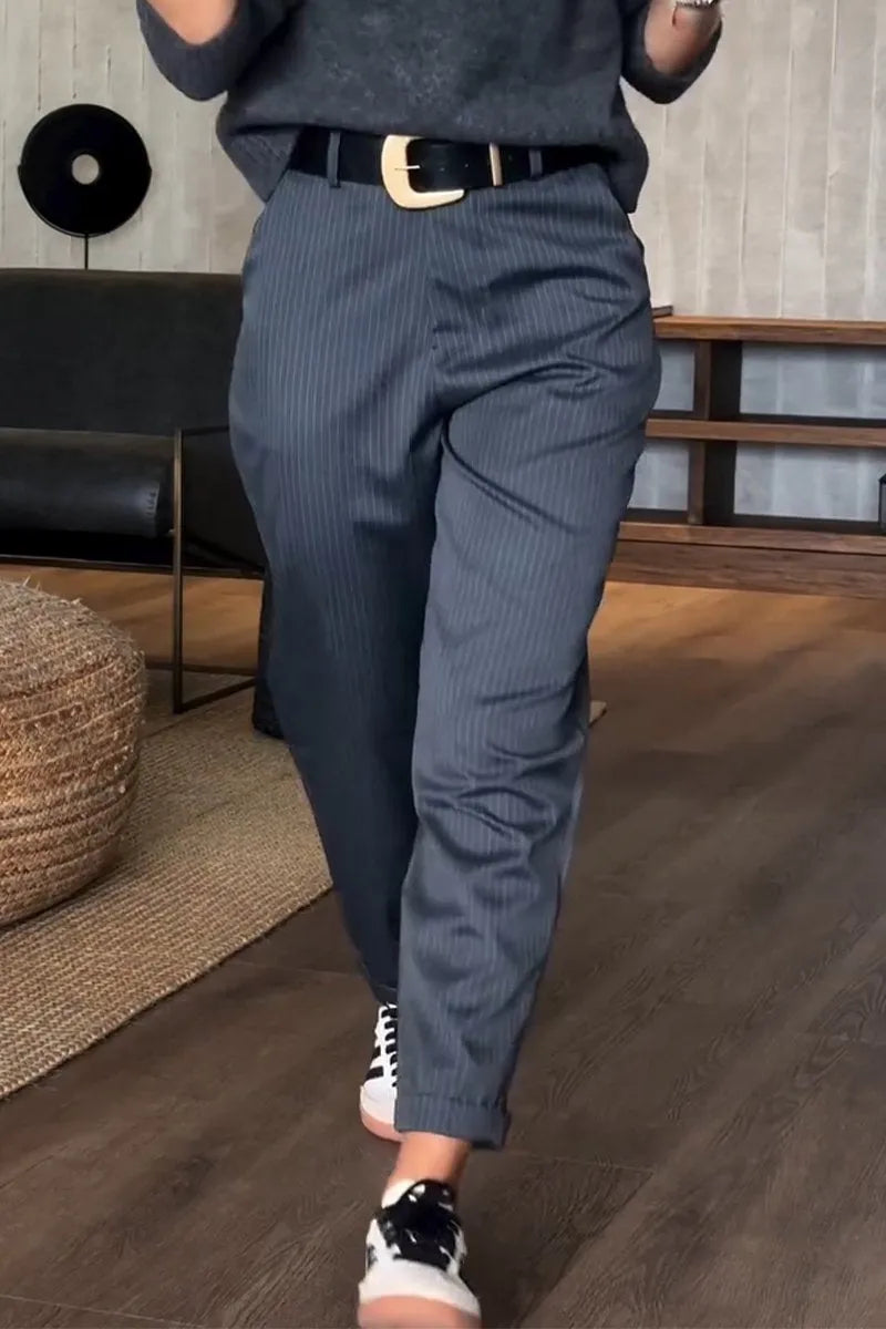 MATHILDA | ELEGANTE, FIGURBETONENDE HOSE MIT STREIFEN