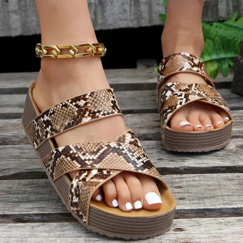 NAYA | Bequeme und Atmungsaktive Damensandalen