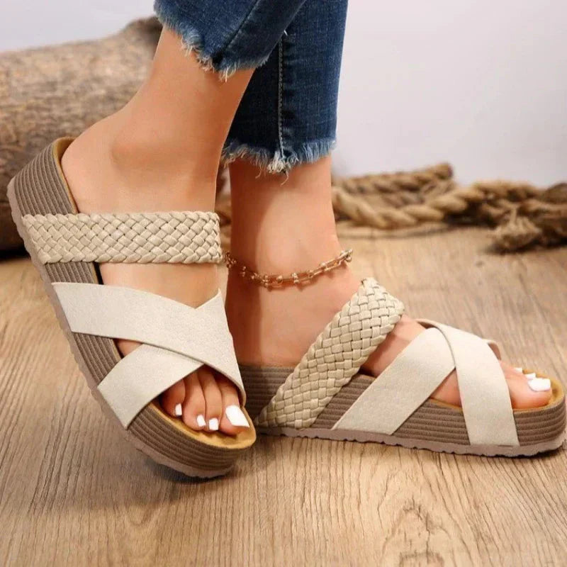 NAYA | Bequeme und Atmungsaktive Damensandalen